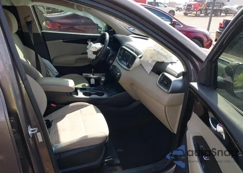 2019 Kia Sorento L/Lx из США, поврежденный, VIN 5XYPG4A3XKG479244